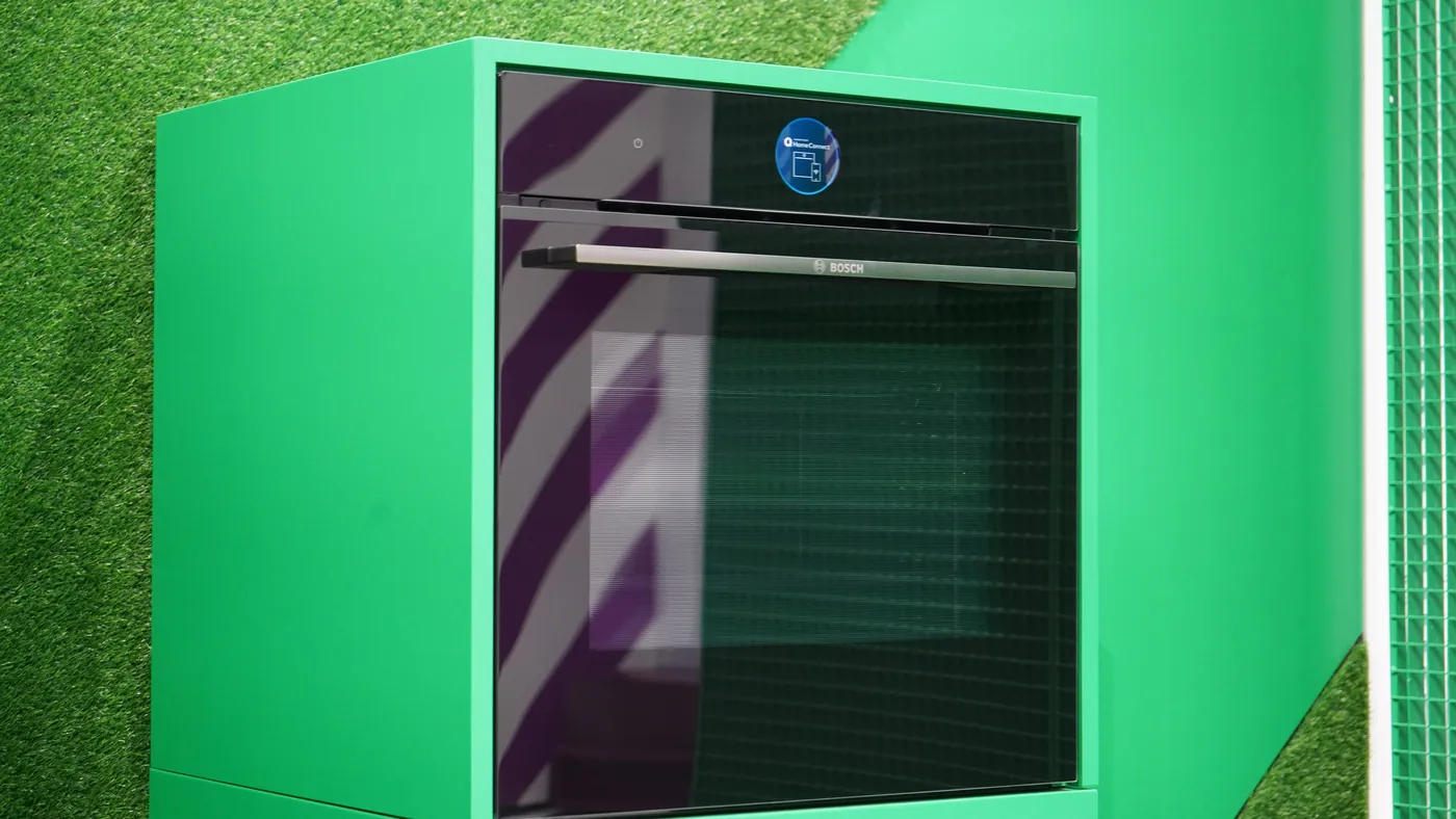 Духовка Bosch Green Collection із ручкою кольору dark inox